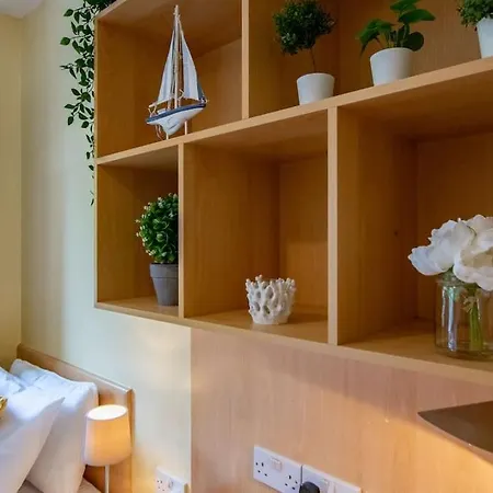 108 - 5 Bed Townhouse By Shortstays Galway