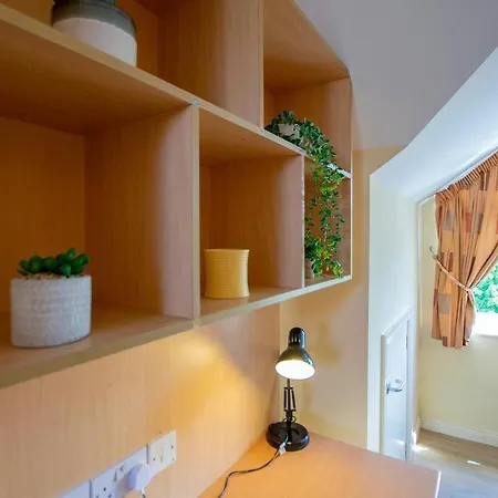 108 - 5 Bed Townhouse By Shortstays Galway