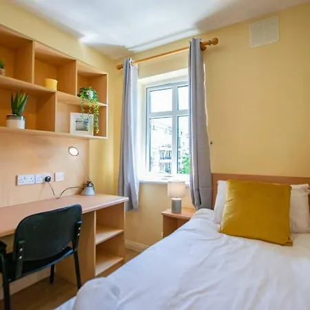 Дом отдыха 108 - 5 Bed Townhouse By Shortstays Голуэй